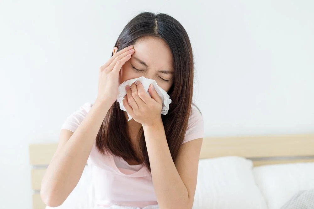 NGƯỜI BỊ VIÊM XOANG, VIÊM MŨI DỊ ỨNG NÊN LƯU Ý GÌ KHI GIAO MÙA? - Hình 2 - Bệnh viện SANTE Bình Thạnh, TP.HCM