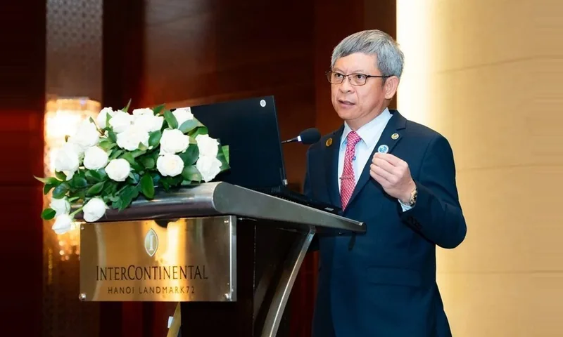 TS.BS Tăng Hà Nam Anh - Cố vấn chuyên môn Trung tâm Chấn thương chỉnh hình Bệnh viện Sante được bầu làm Chủ tịch Hội Y học Thể thao và Nội soi khớp ASEAN